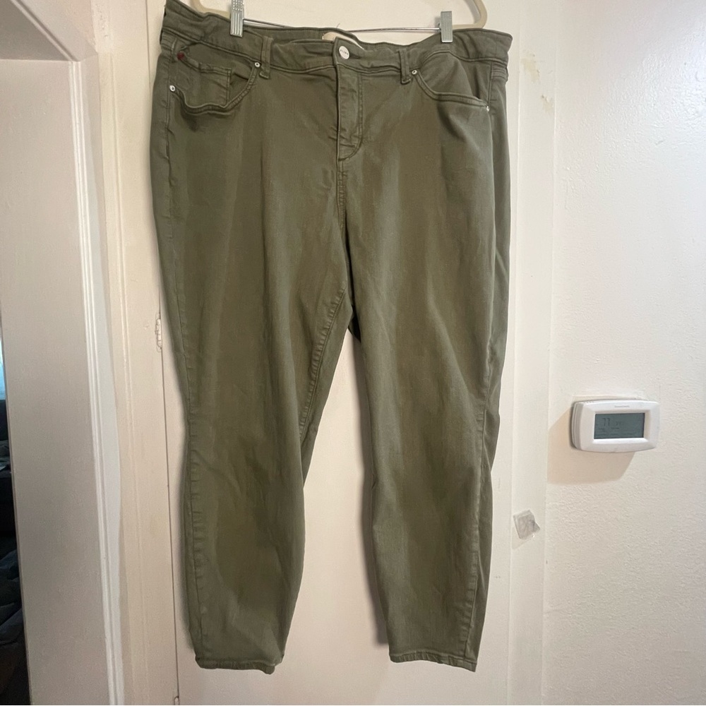 Olive Green Slink Skinny Leg Women's Jeans Size 24W